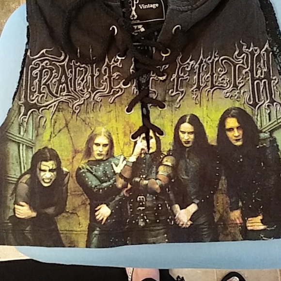 Cradle of Filth lace-up crop top vintage - EUC - Picture 5 of 8